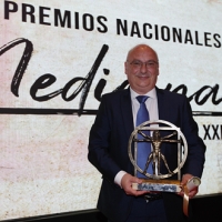 Premio Medicina Siglo XXI y Premio El Suplemento, ambos en Madrid